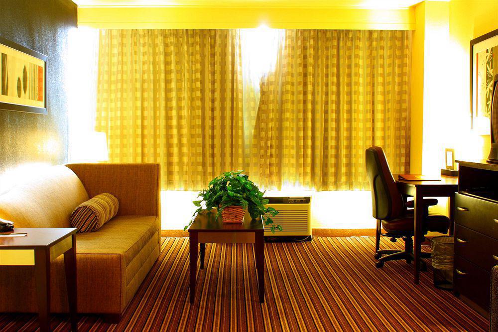 Wyndham Garden Norfolk Downtown Hotel Eksteriør billede