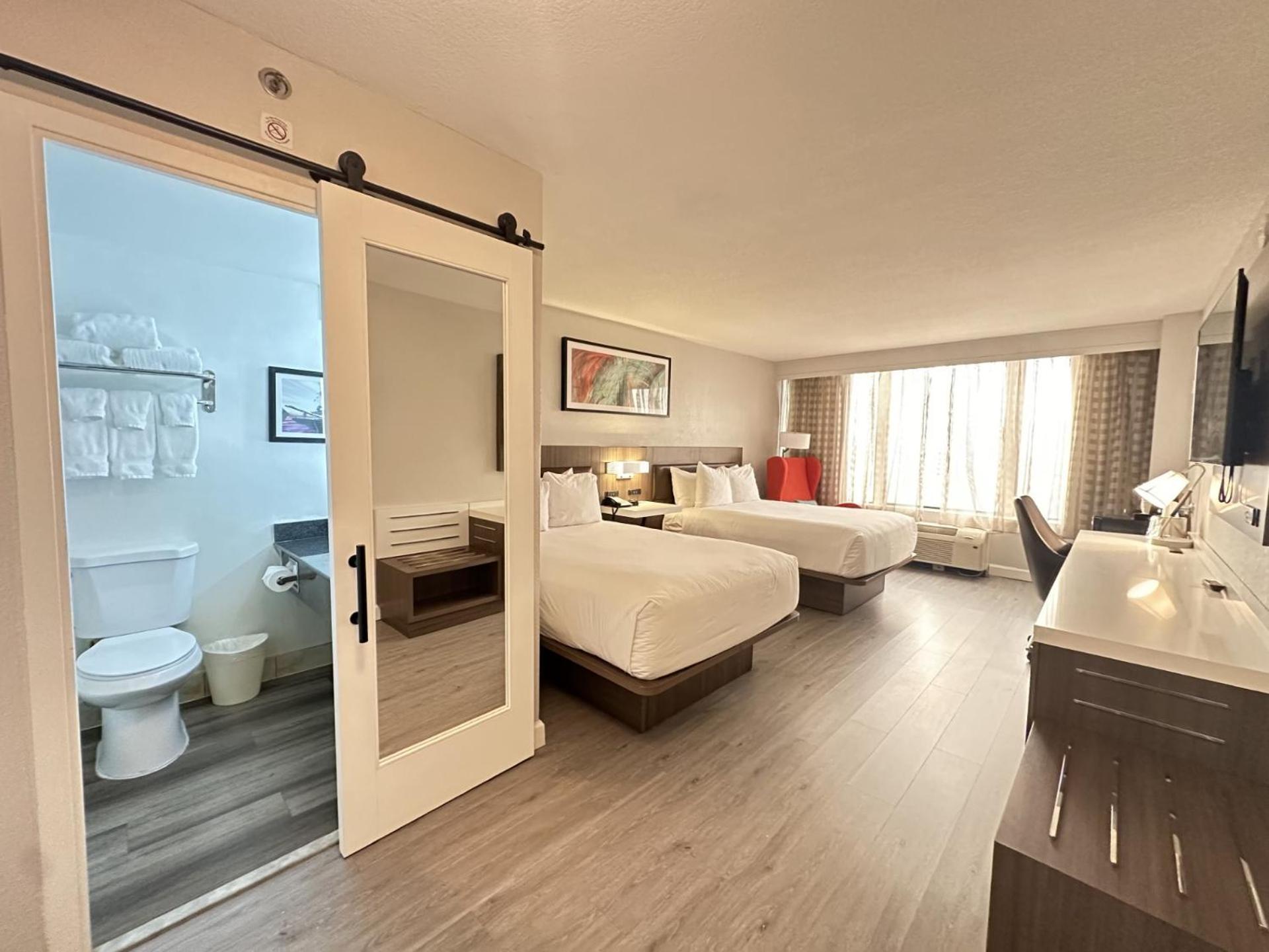 Wyndham Garden Norfolk Downtown Hotel Eksteriør billede