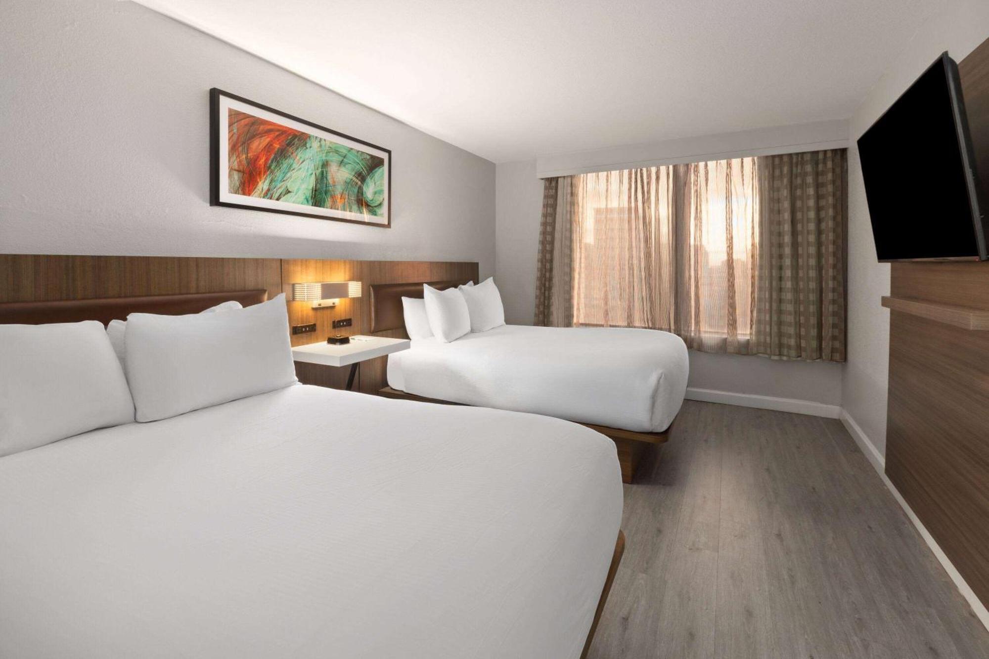 Wyndham Garden Norfolk Downtown Hotel Eksteriør billede