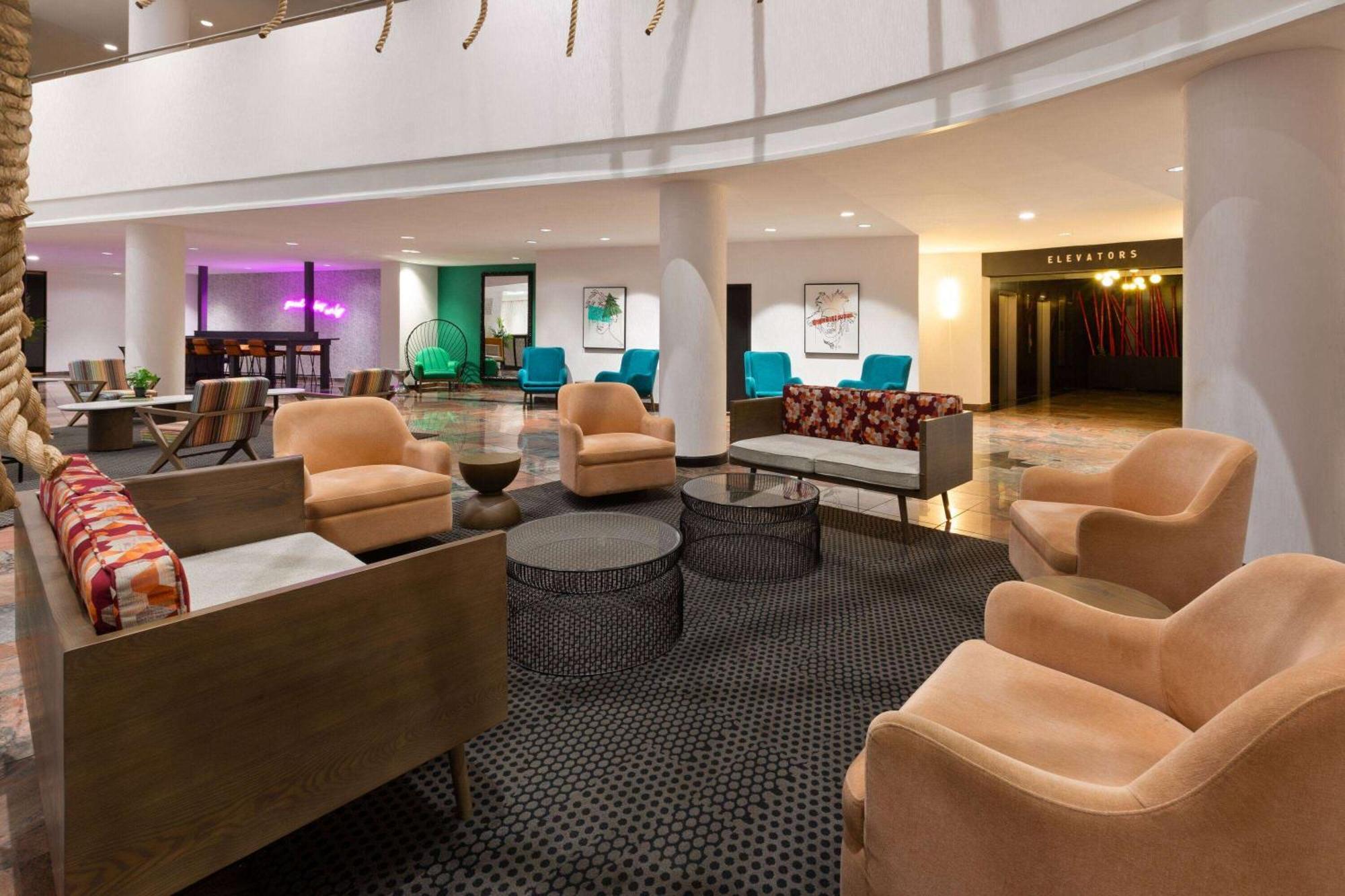 Wyndham Garden Norfolk Downtown Hotel Eksteriør billede
